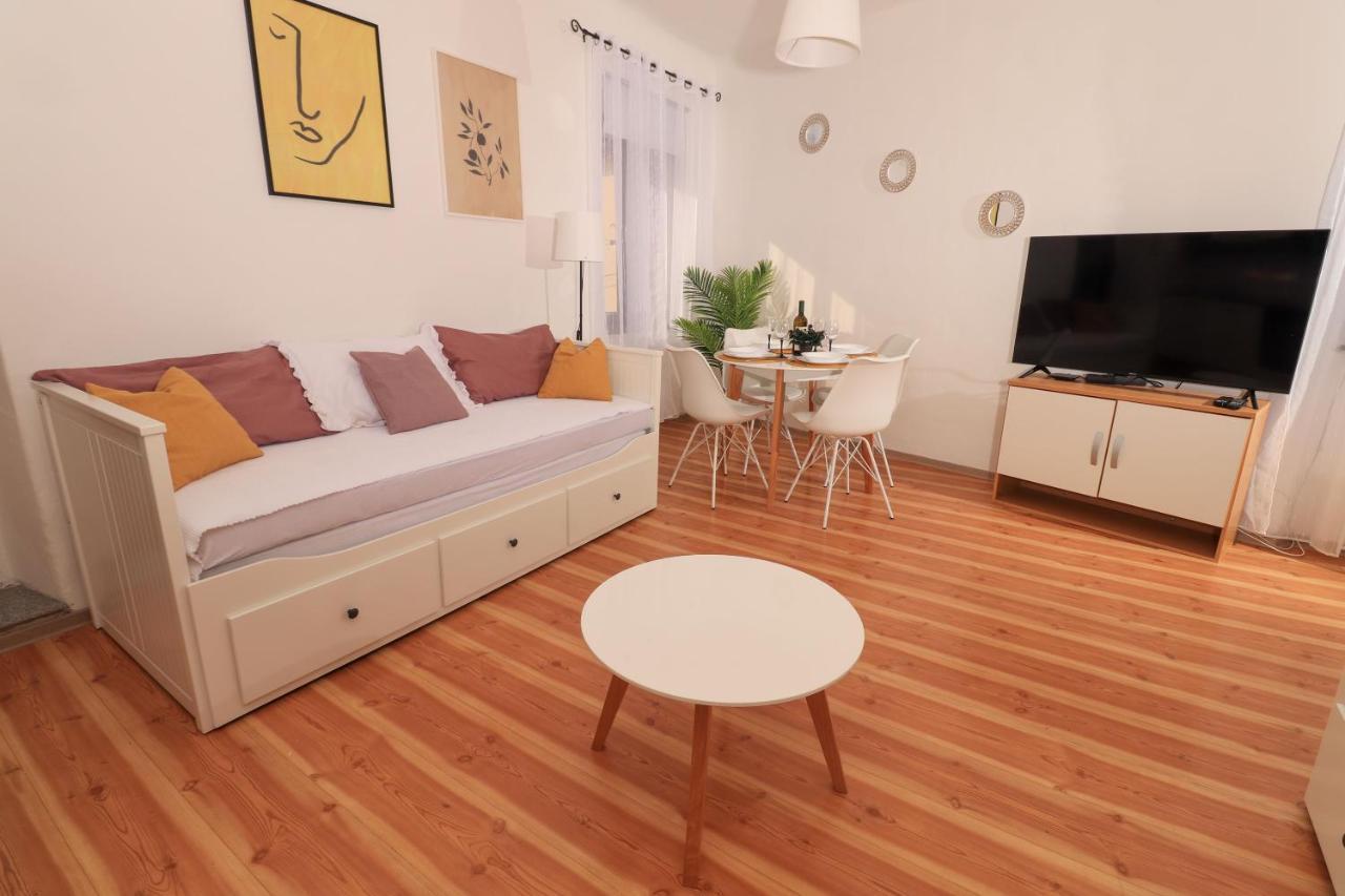 Sml Apartments 1 Izola Exterior photo