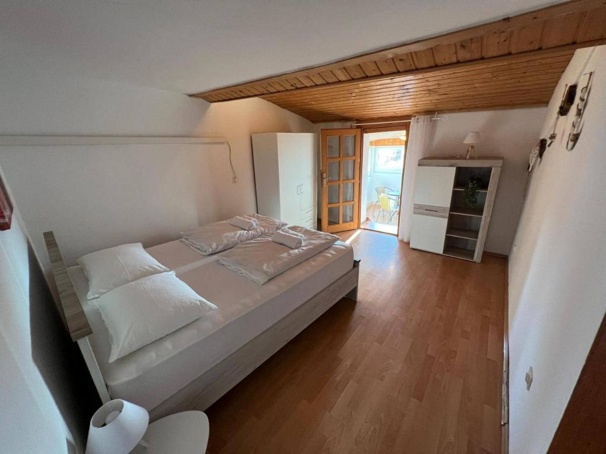 Sml Apartments 1 Izola Exterior photo