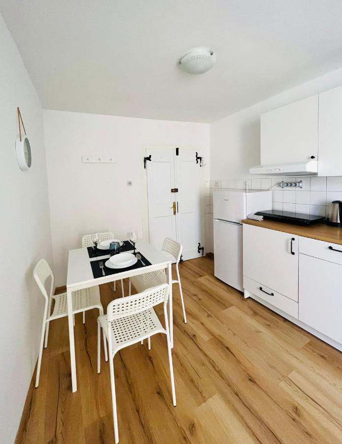 Sml Apartments 1 Izola Exterior photo