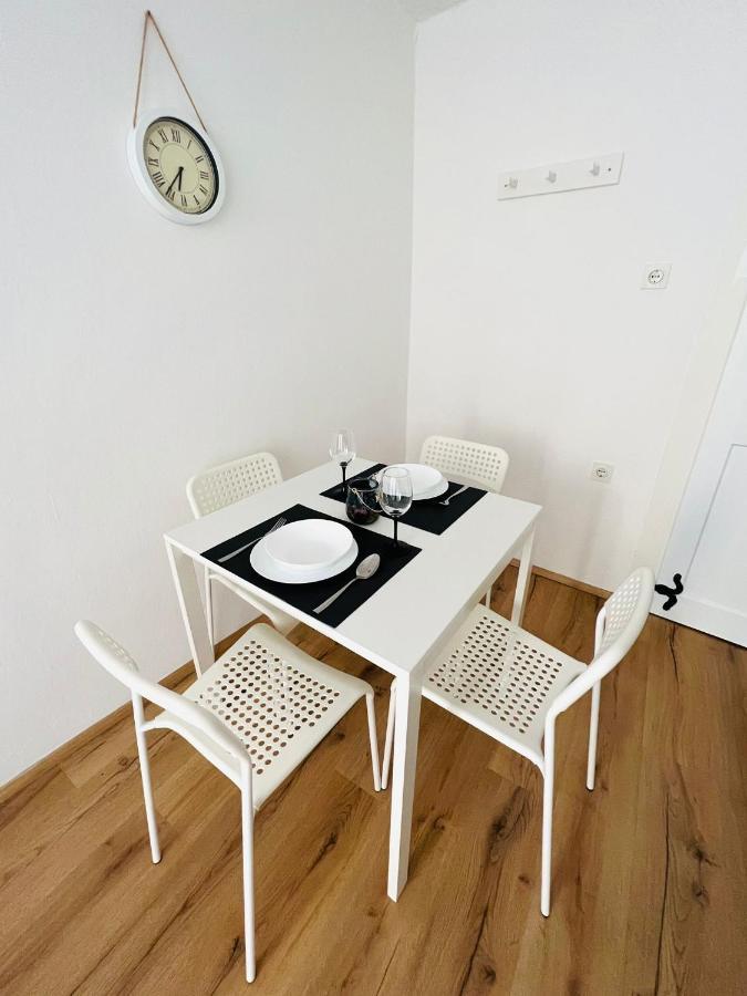 Sml Apartments 1 Izola Exterior photo